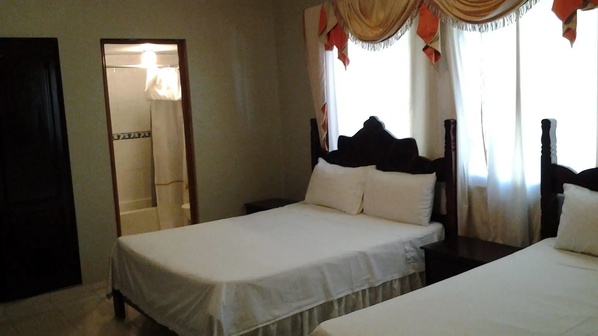 Green House Hotel 0*, Santo Domingo